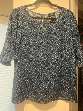 Premise Blue Short-Sleeve Printed Women's Top size M EUC